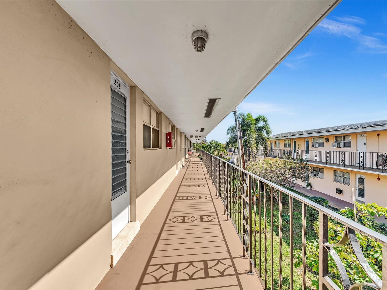 2124 NE 56th Court 209, Fort Lauderdale, FL 33308 photo 20