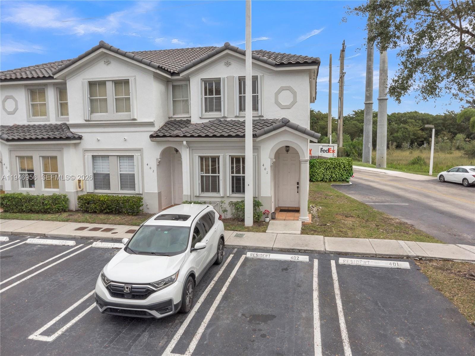 5400 NW 107th Avenue 401, Doral, FL 33178 photo 2