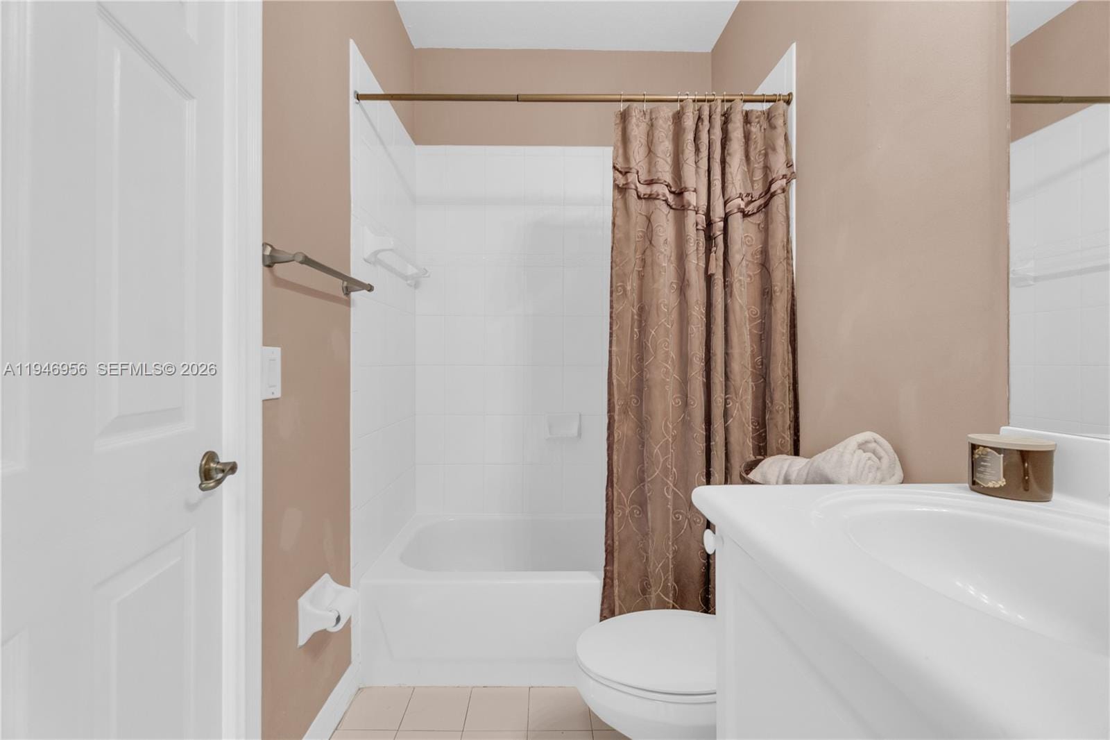 5400 NW 107th Avenue 401, Doral, FL 33178 photo 18