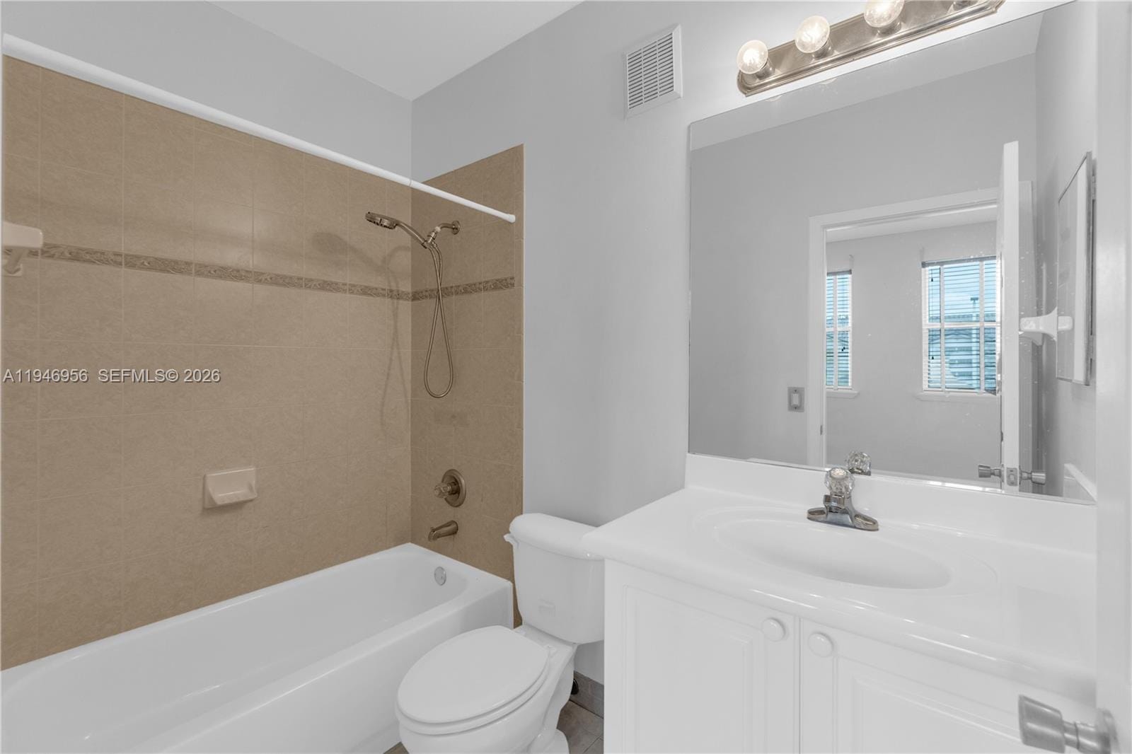 5400 NW 107th Avenue 401, Doral, FL 33178 photo 26