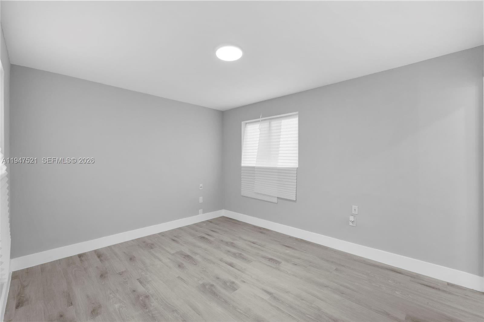 1011 NE 196th Street, Miami, FL 33179 photo 12