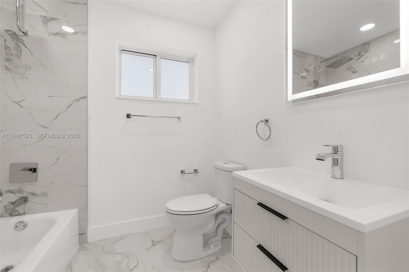 1011 NE 196th Street, Miami, FL 33179 photo 16
