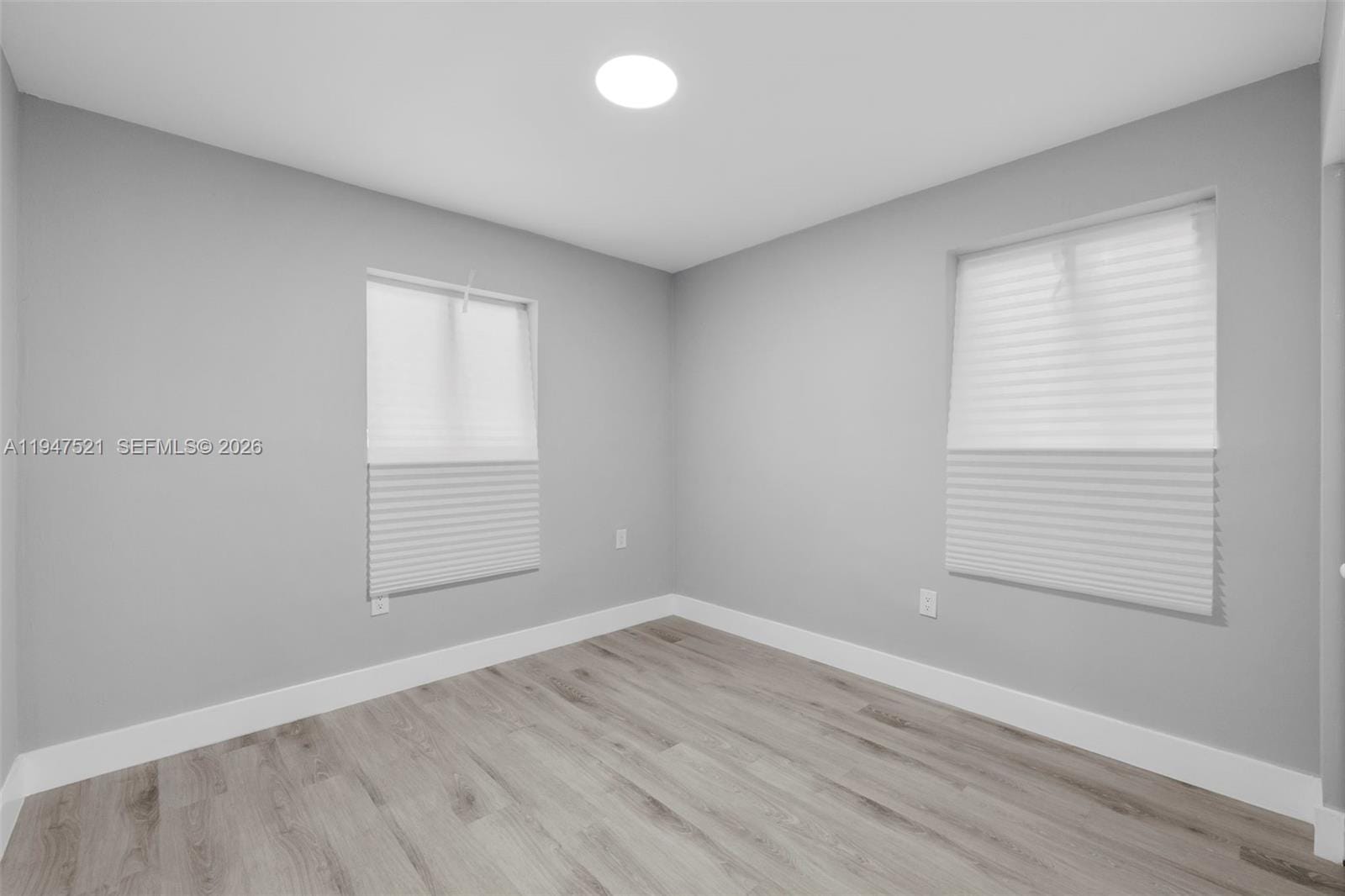 1011 NE 196th Street, Miami, FL 33179 photo 17