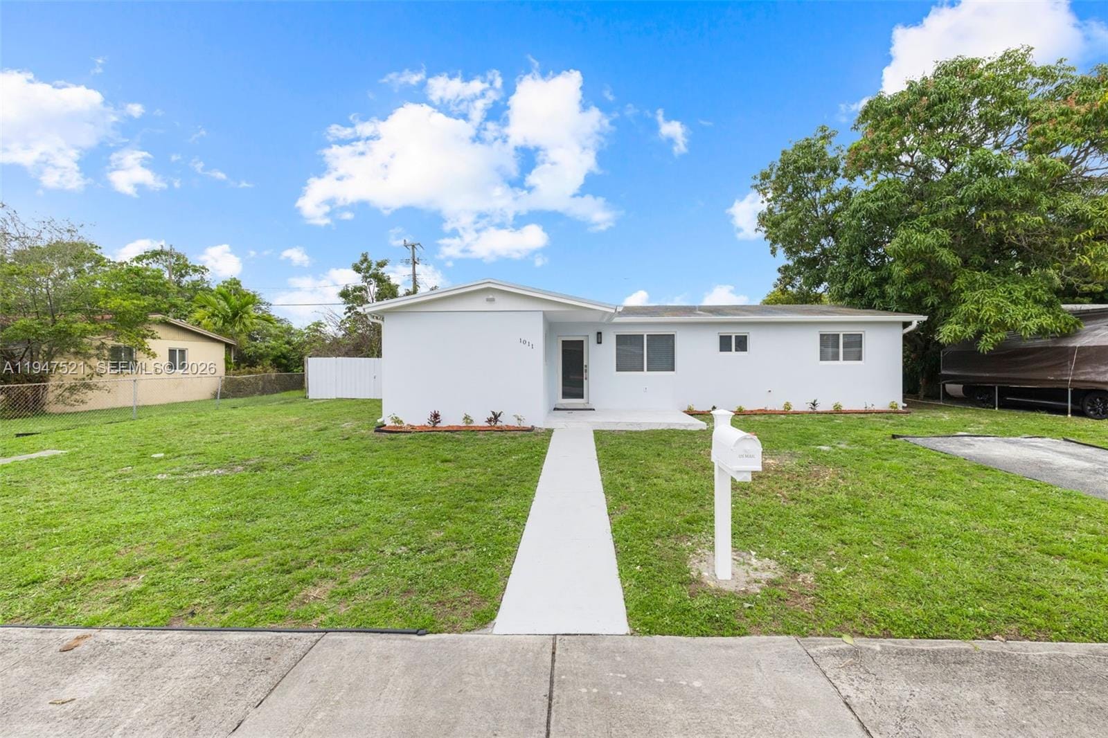 1011 NE 196th Street, Miami, FL 33179 photo 22