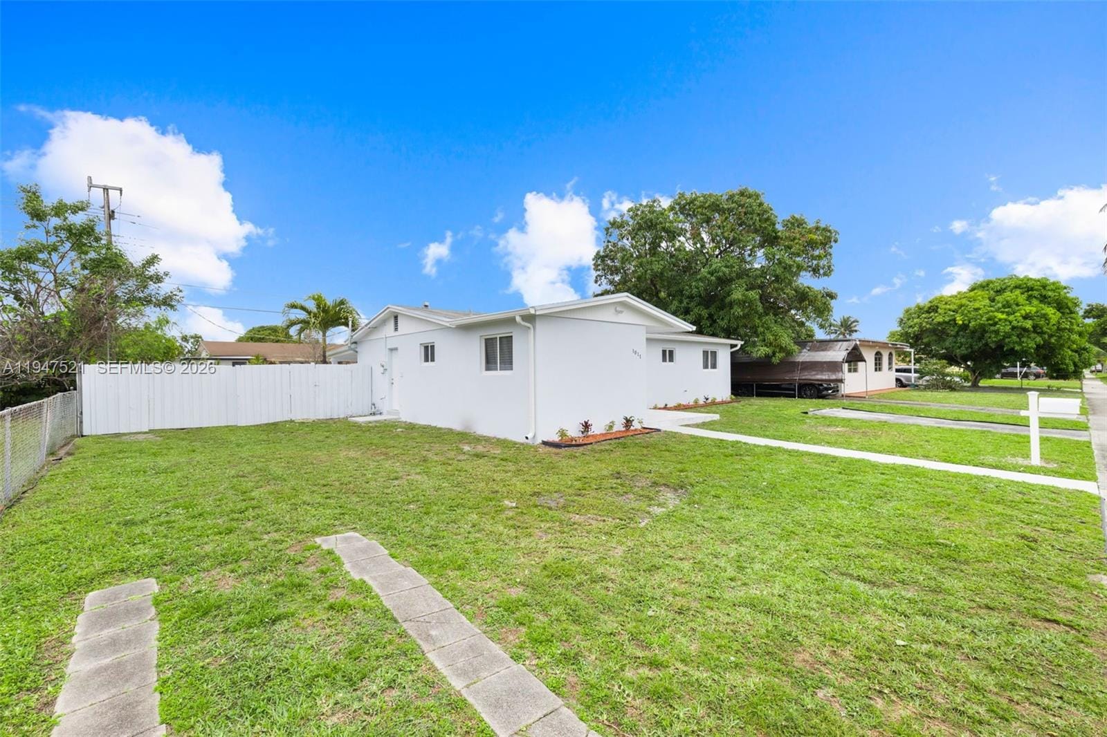 1011 NE 196th Street, Miami, FL 33179 photo 23