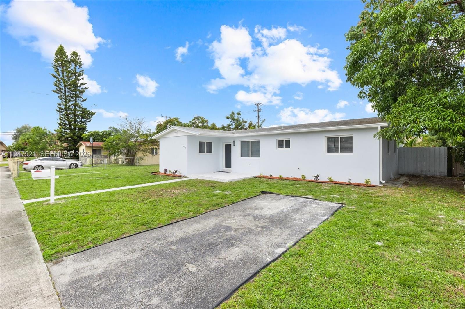 1011 NE 196th Street, Miami, FL 33179 photo 24