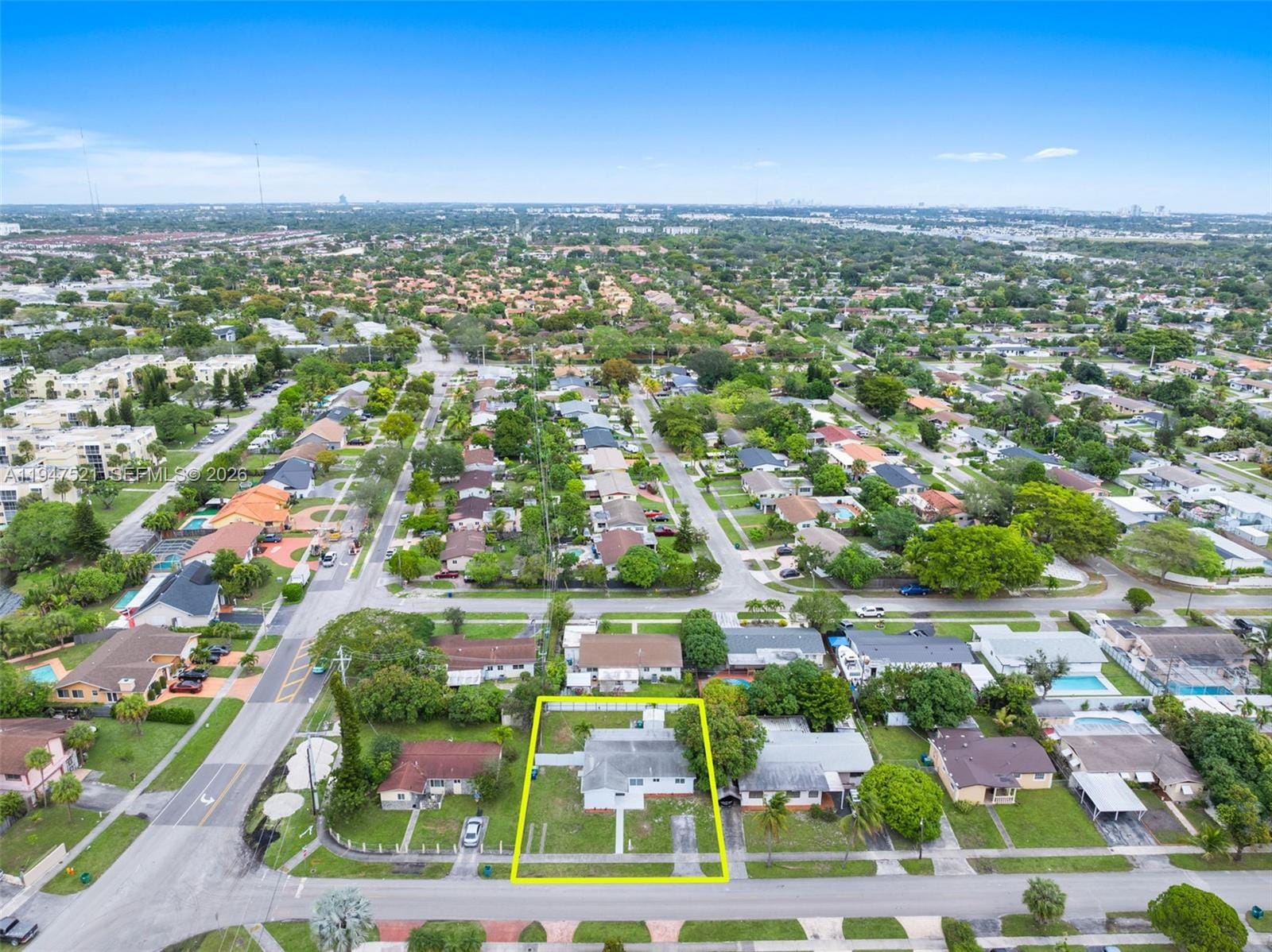 1011 NE 196th Street, Miami, FL 33179 photo 29