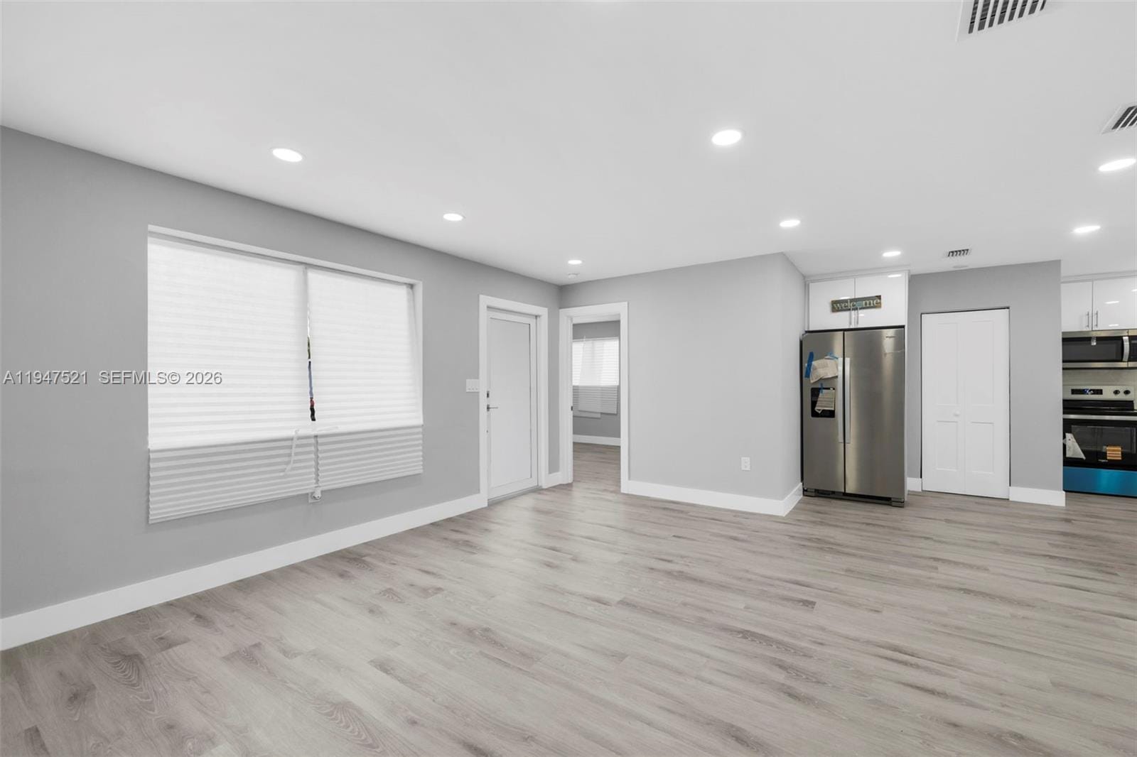 1011 NE 196th Street, Miami, FL 33179 photo 4