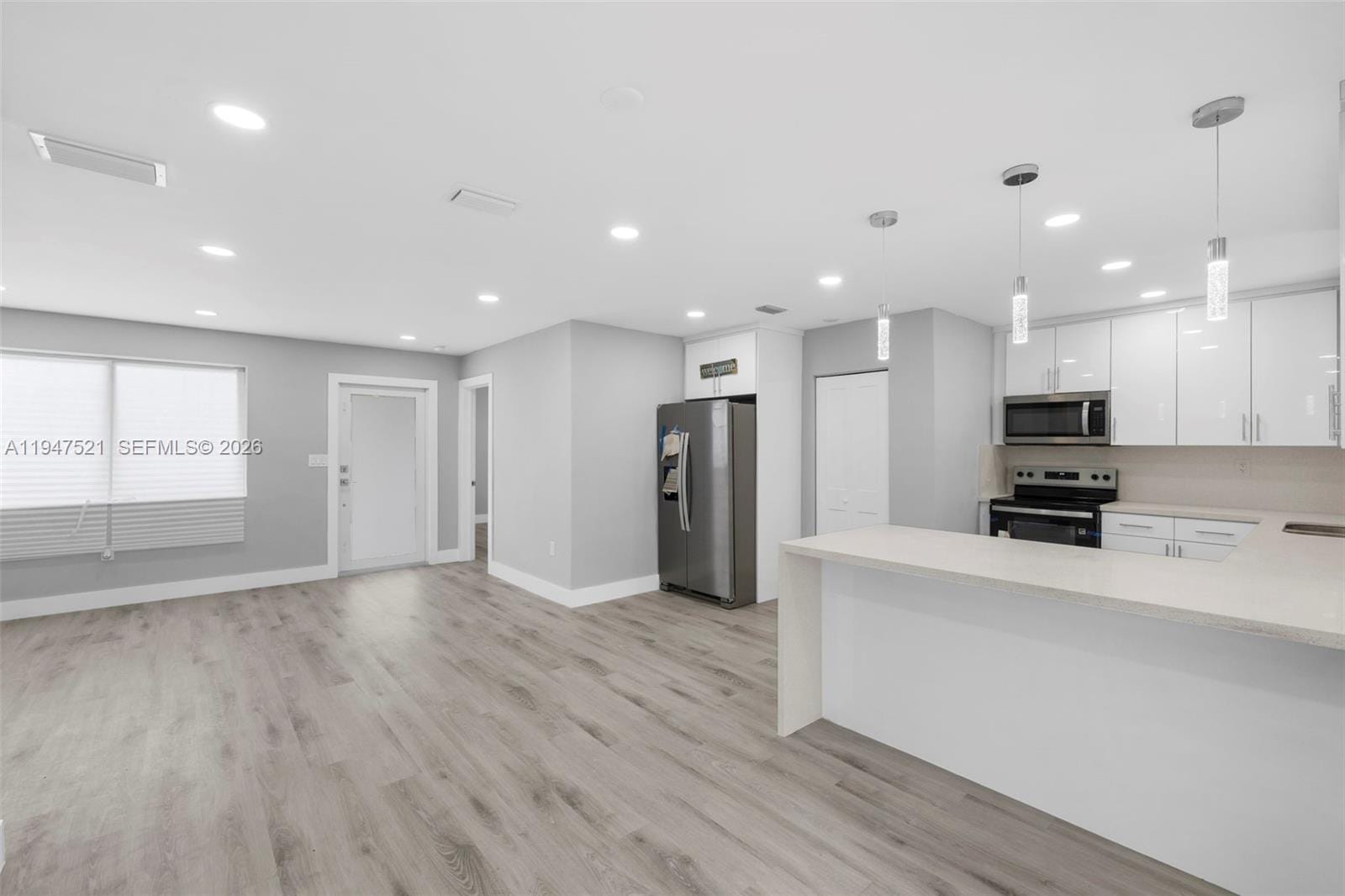 1011 NE 196th Street, Miami, FL 33179 photo 6