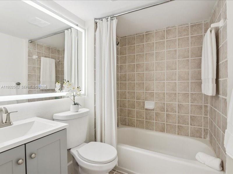 103 Royal Park Drive 1G, Oakland Park, FL 33309 photo 11