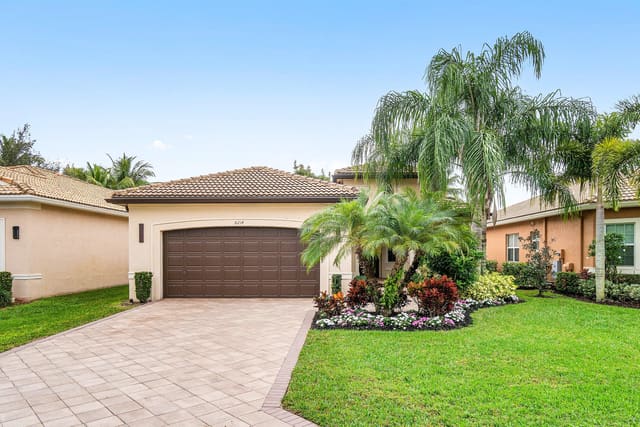 8214 Cloud Peak Drive, Boynton Beach, FL 33473