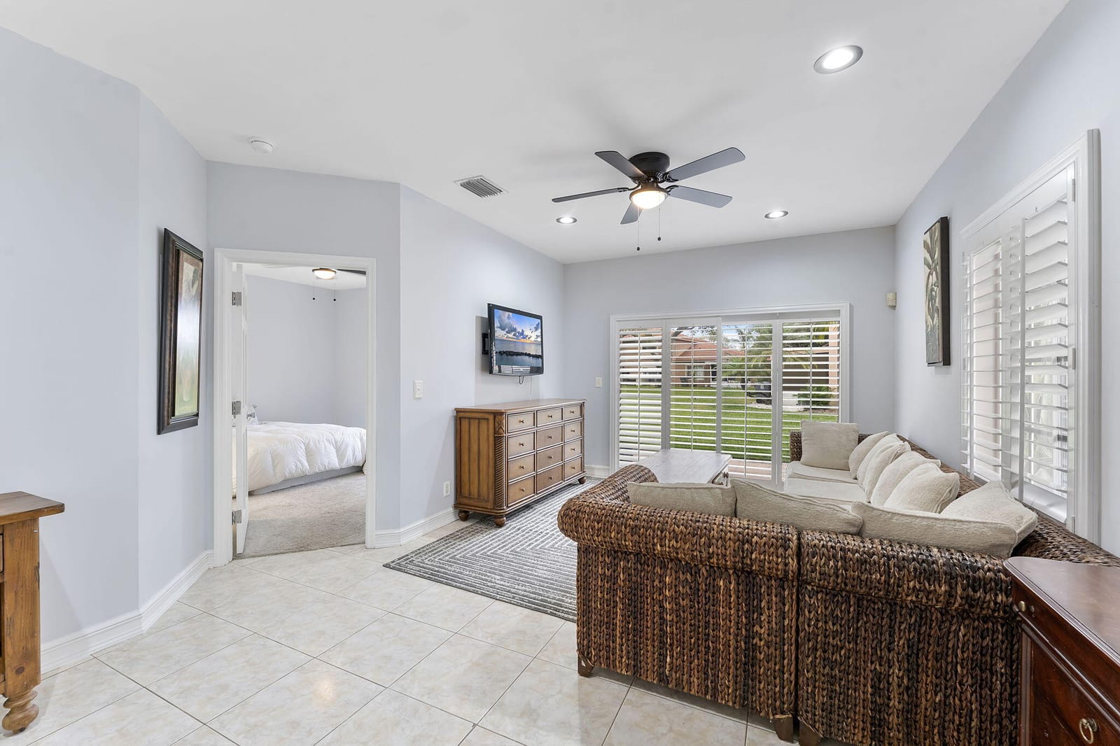 9927 Kamena Circle — photo 4