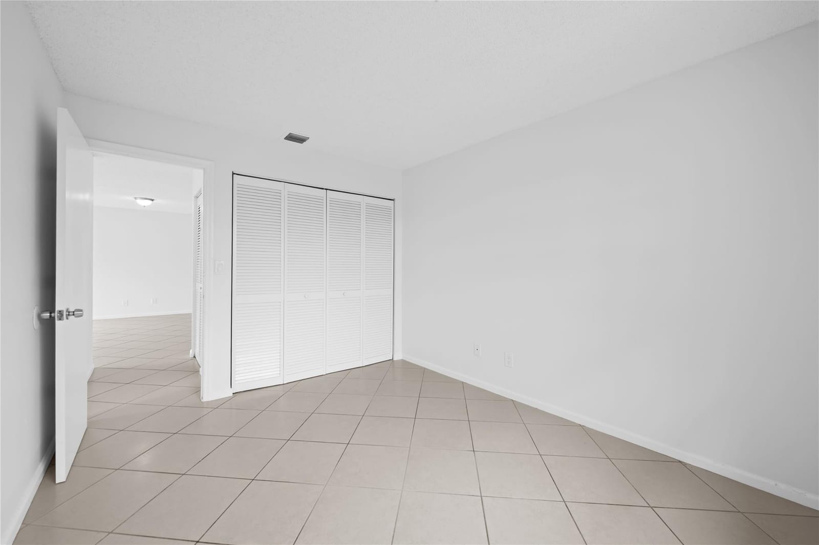 3574 NW 95th Terrace 8q — photo 12