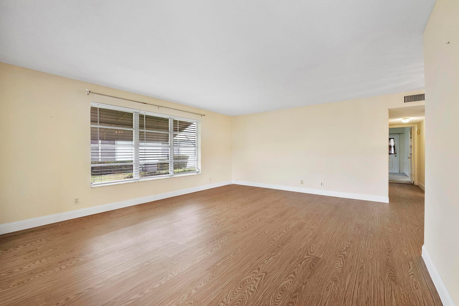 212 High Point Terrace W A — photo 3