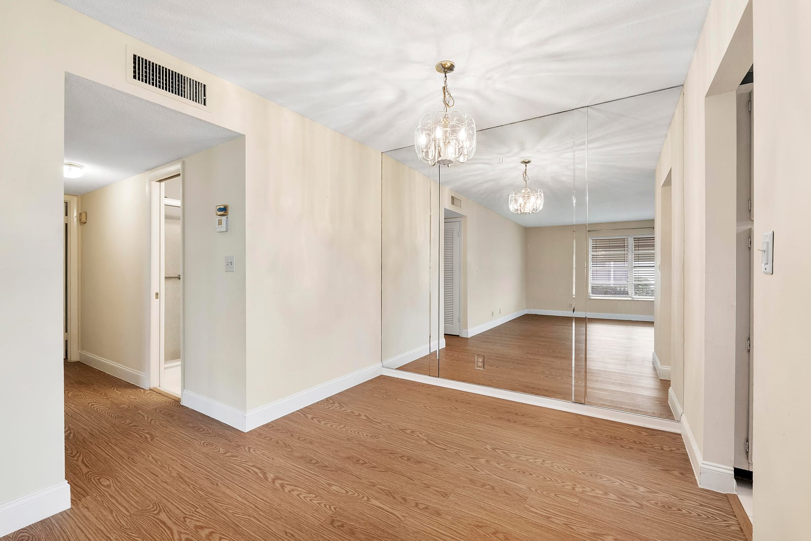 212 High Point Terrace W A — photo 7