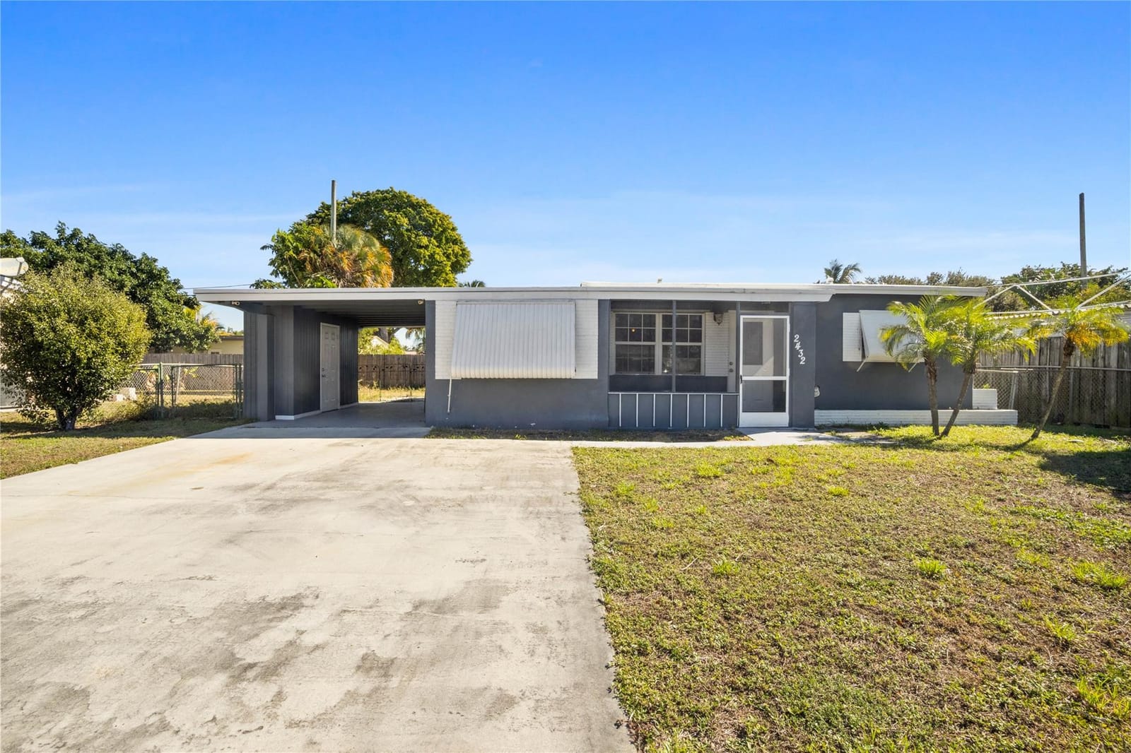 2432 NE 13th Avenue, Pompano Beach, FL 33064