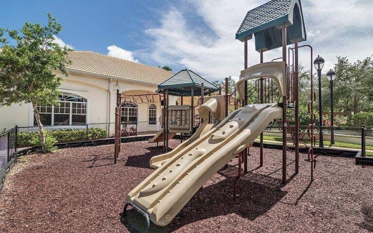 4308 Myrtlewood Circle E, Palm Beach Gardens, FL 33418 photo 13