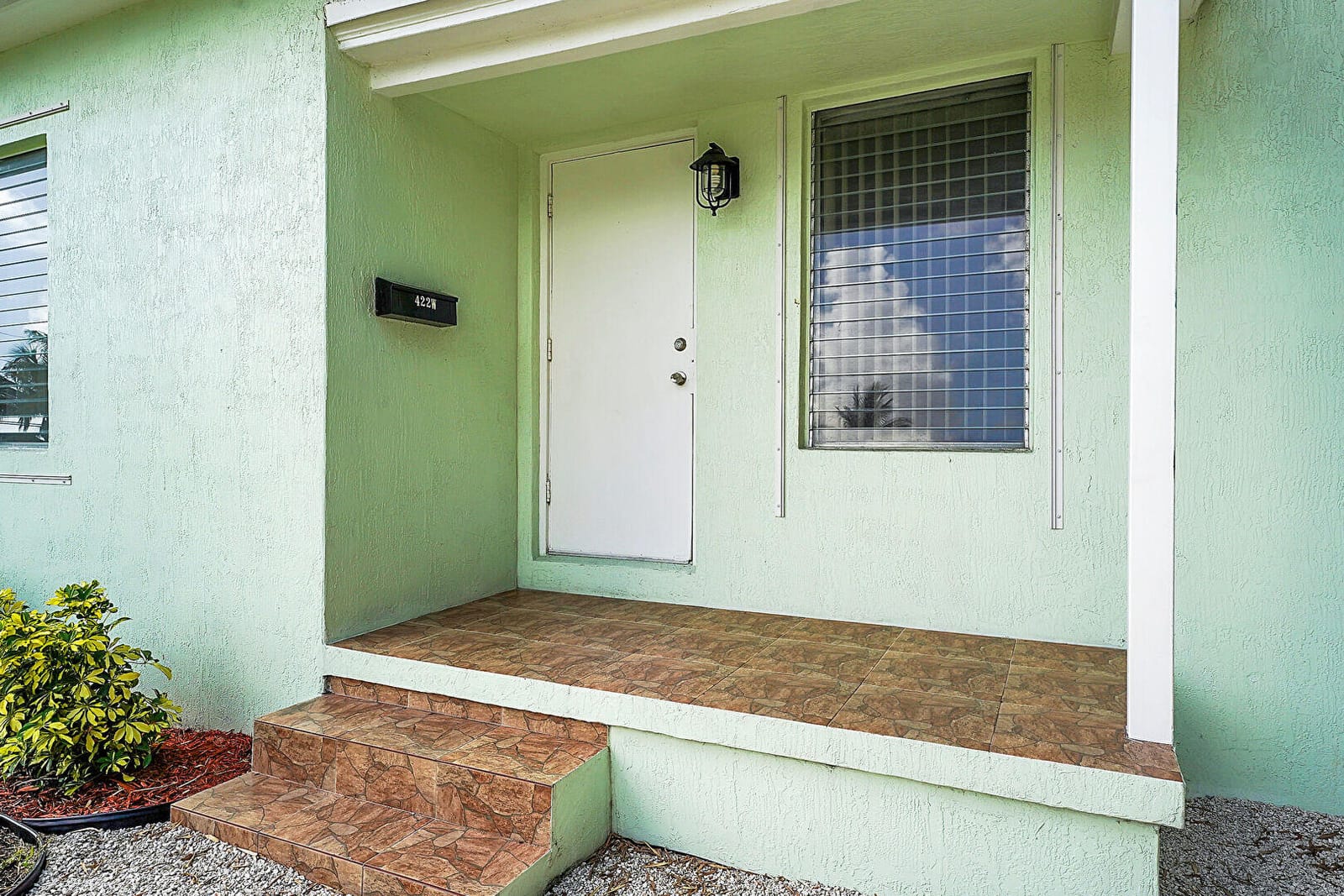 422 Winters Street, West Palm Beach, FL 33405 photo 4
