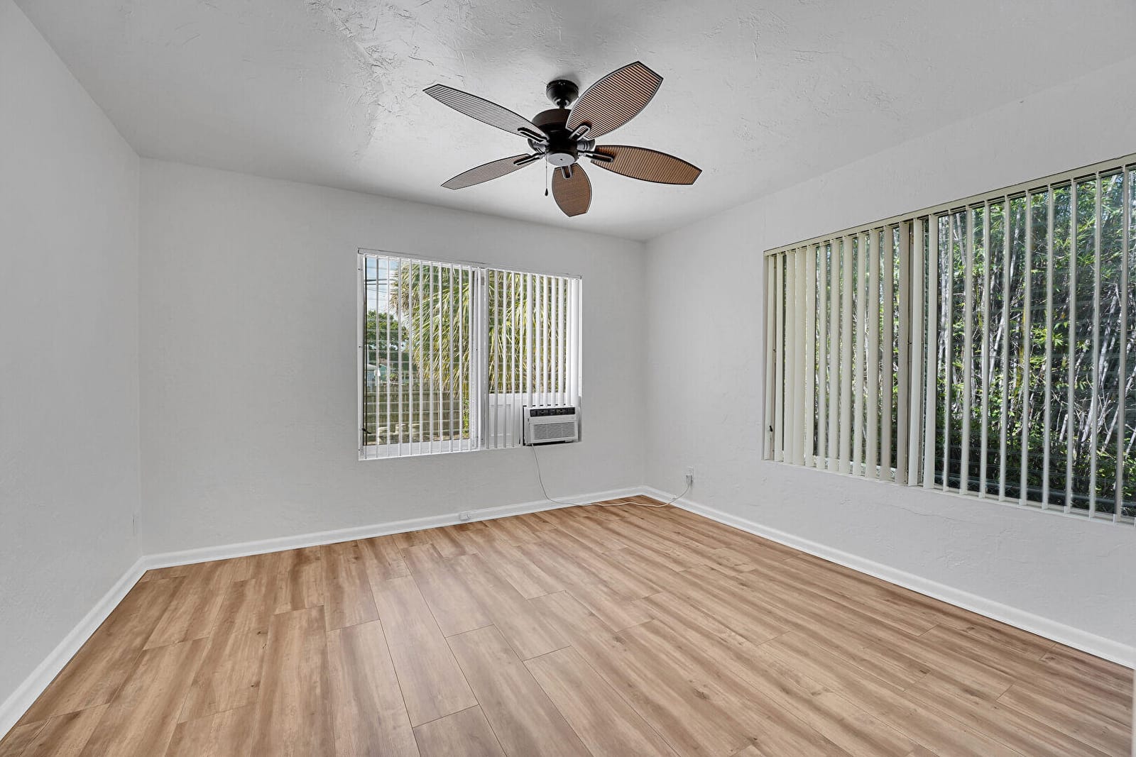 422 Winters Street, West Palm Beach, FL 33405 photo 10