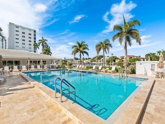 3300 S Ocean Boulevard 419-c, sold in Seagate Of Highland Condo, Highland Beach, FL