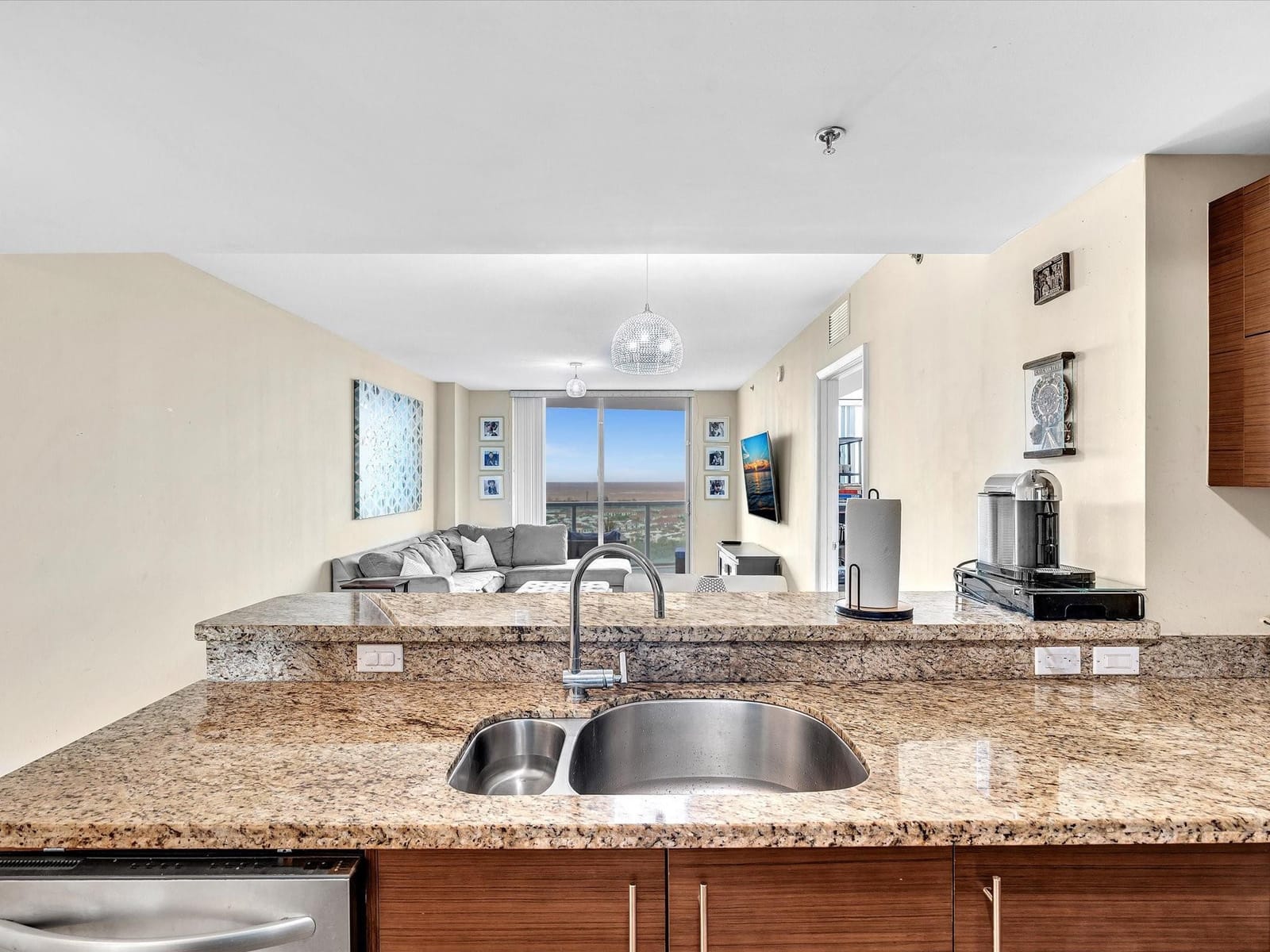 2681 N Flamingo Road 2104S, Fort Lauderdale, FL 33323 photo 10