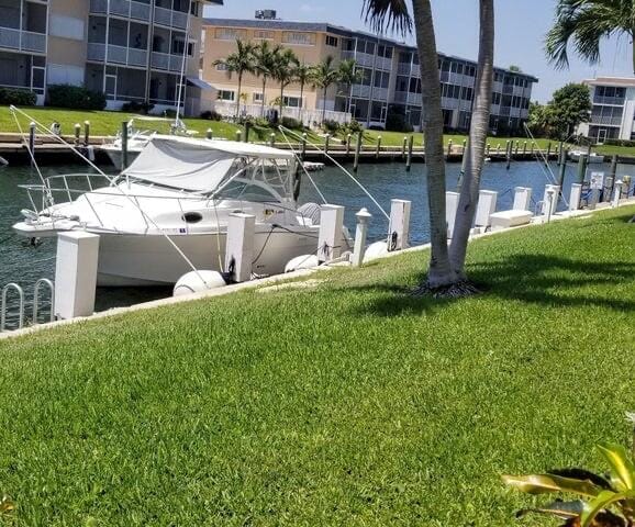 110 Shore Court 111b — photo 2
