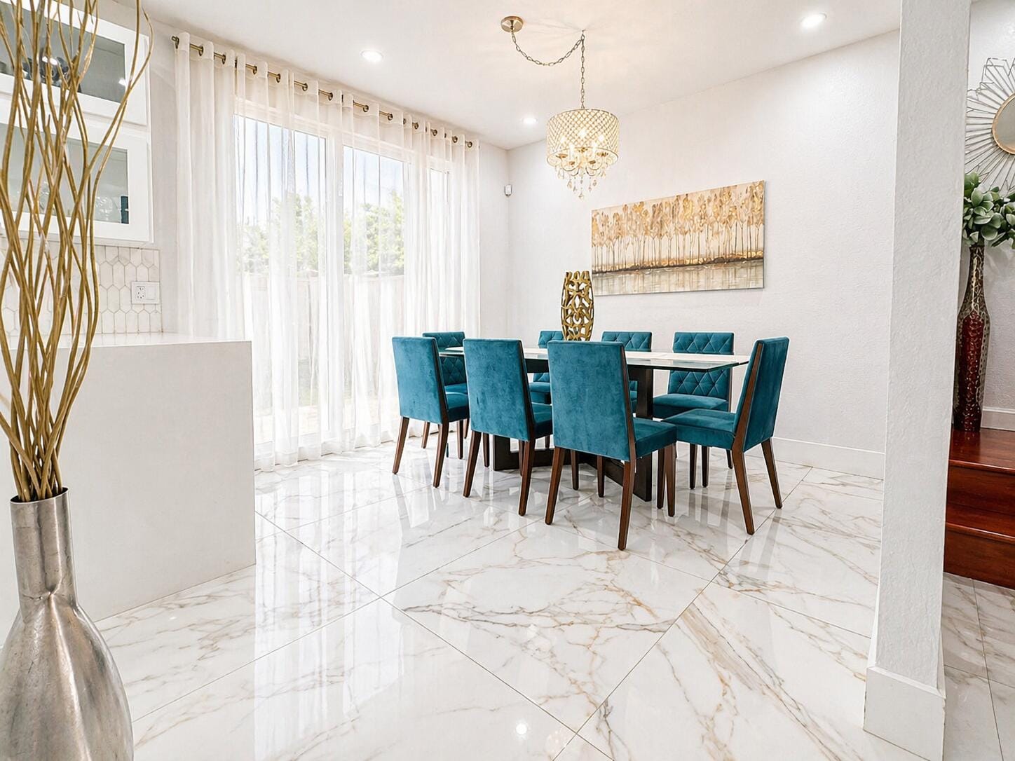 1041 NE 208th Street 1041, Miami, FL 33179 photo 3
