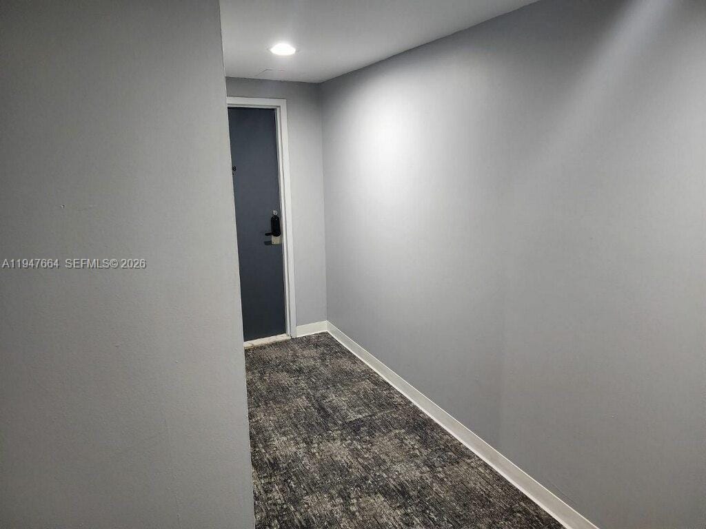 20100 W Country Club Drive 507 — photo 11