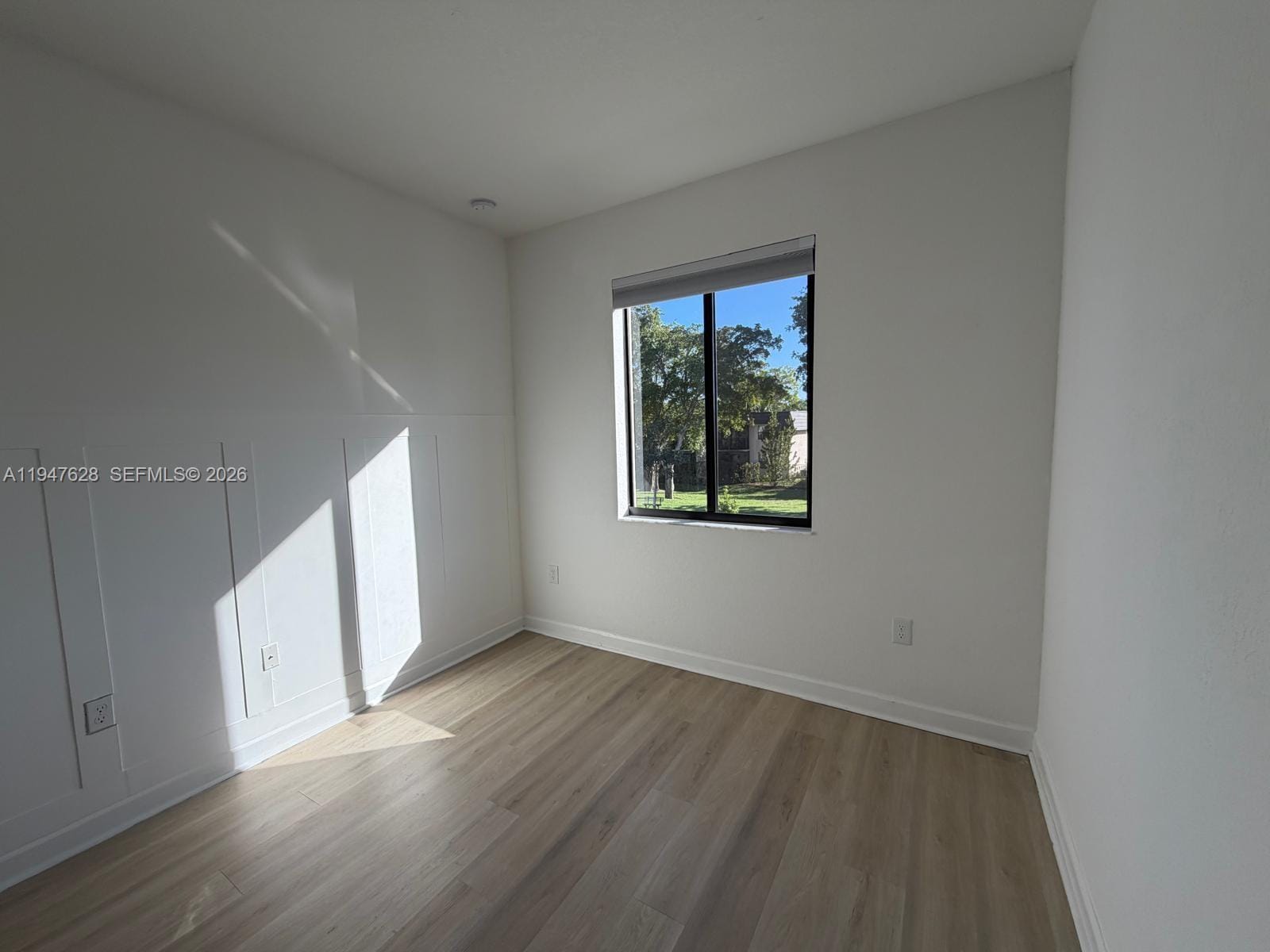 909 NE 211th Street, Miami, FL 33179 photo 21