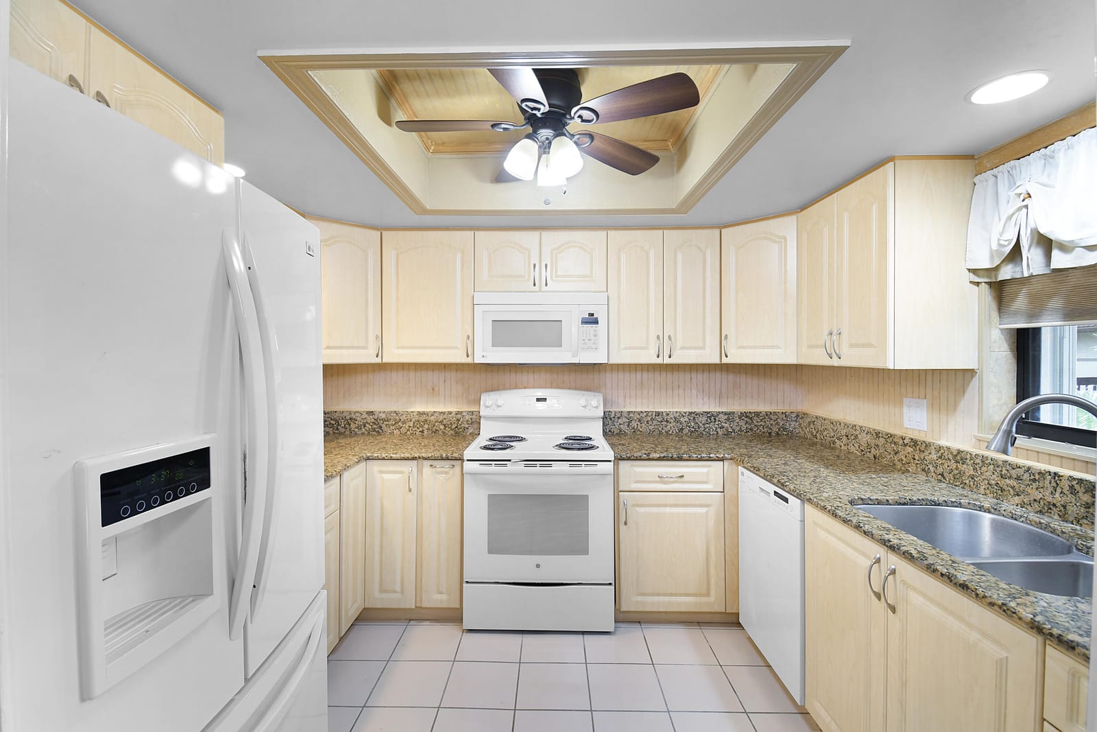 241 SW South River Drive 206 — photo 11