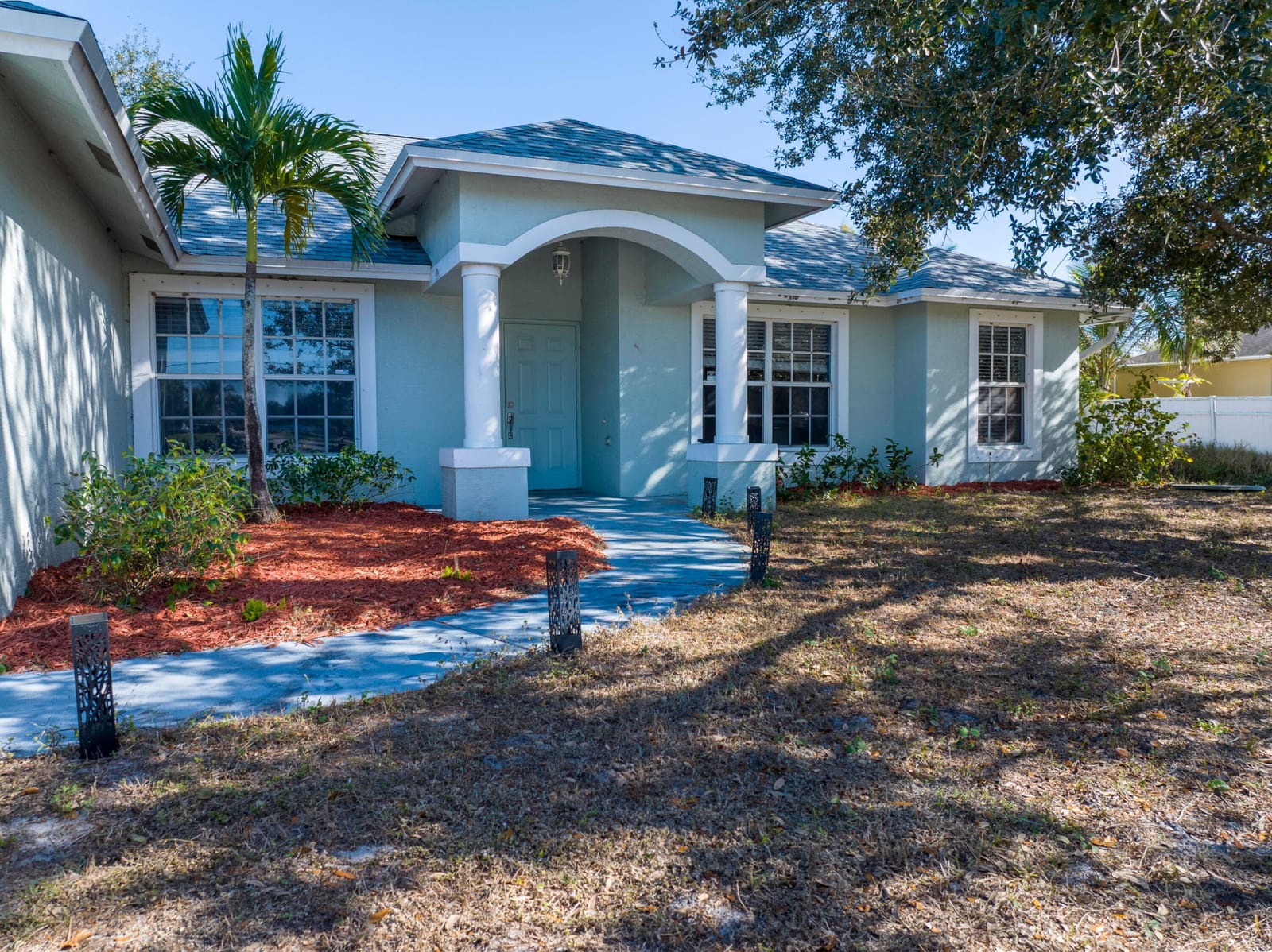 4501 SW Athena Drive — photo 3