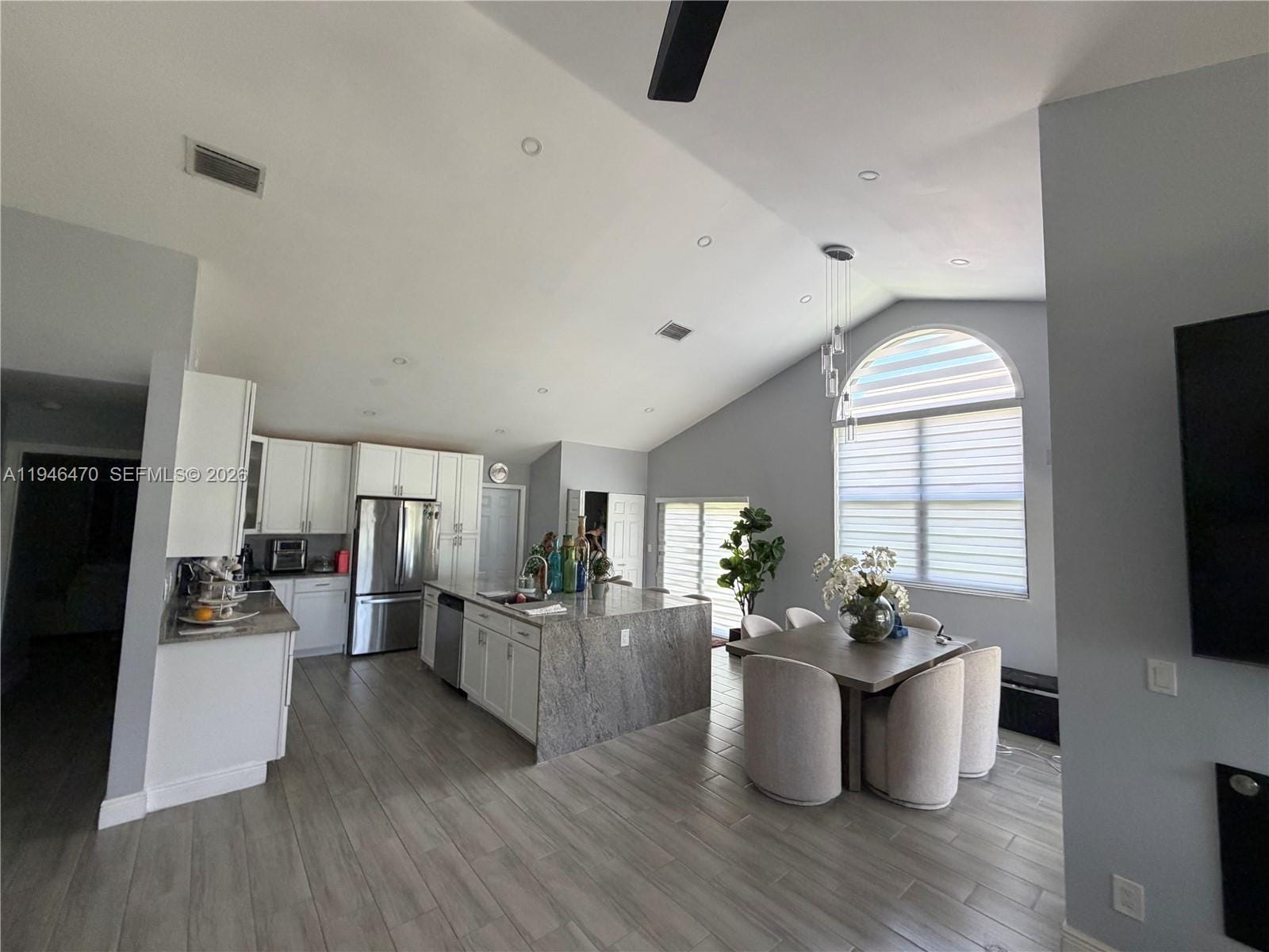 6788 Bitterbush Place — photo 3