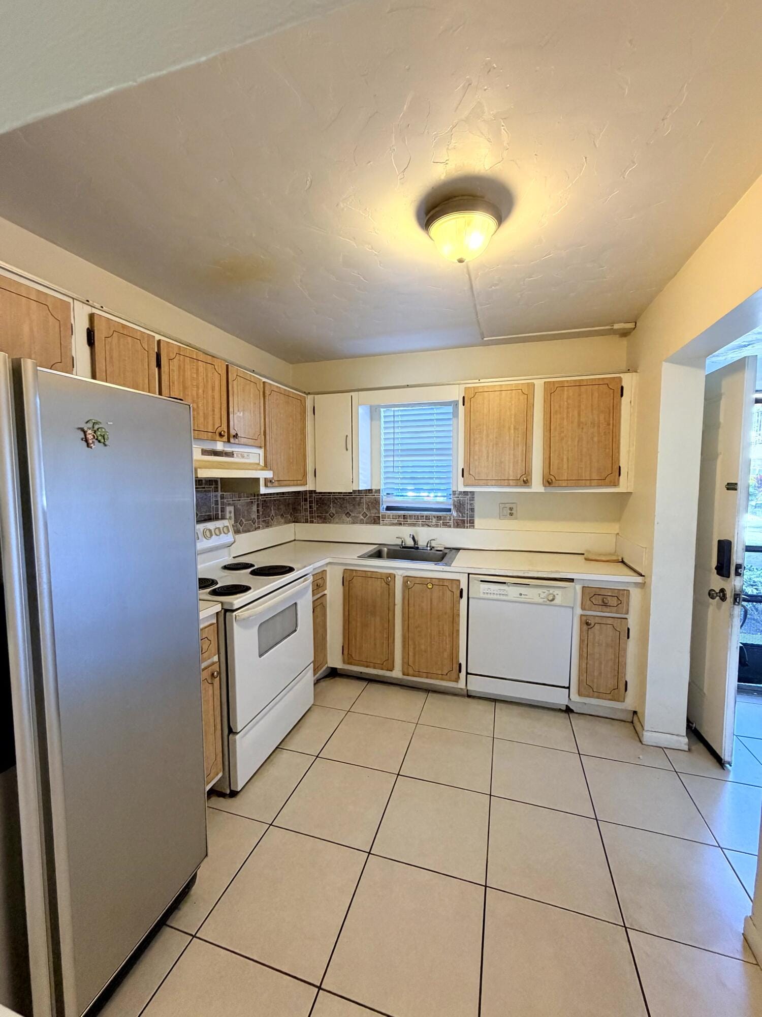 9300 SW 8th Street 107 — photo 5