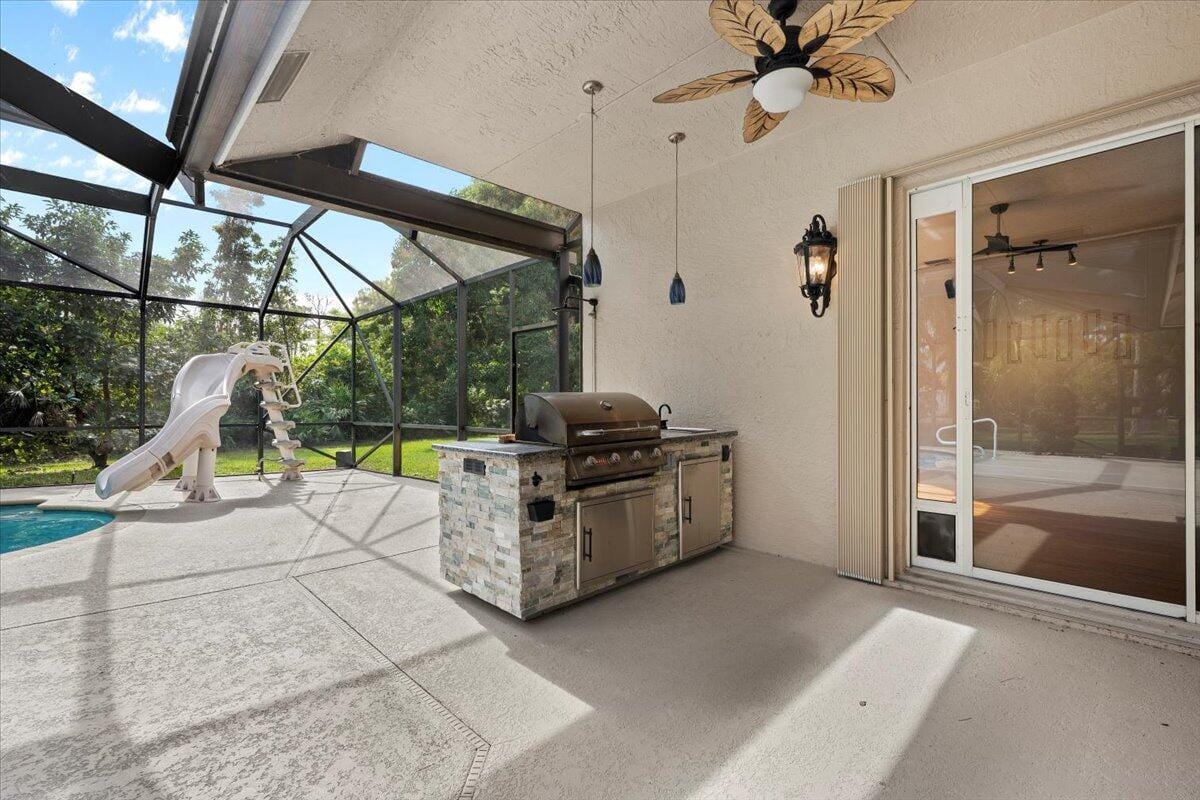 17026 Hamlin Boulevard — photo 10