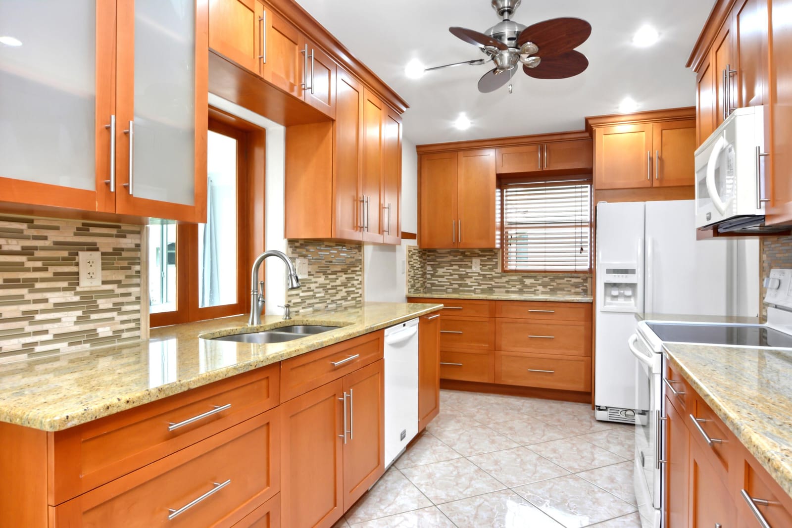 902 SW 6th Avenue, Boynton Beach, FL 33426 photo 5