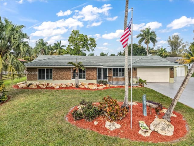 11071 SW 30th Court, sold in Davie Farmettes, Davie, FL