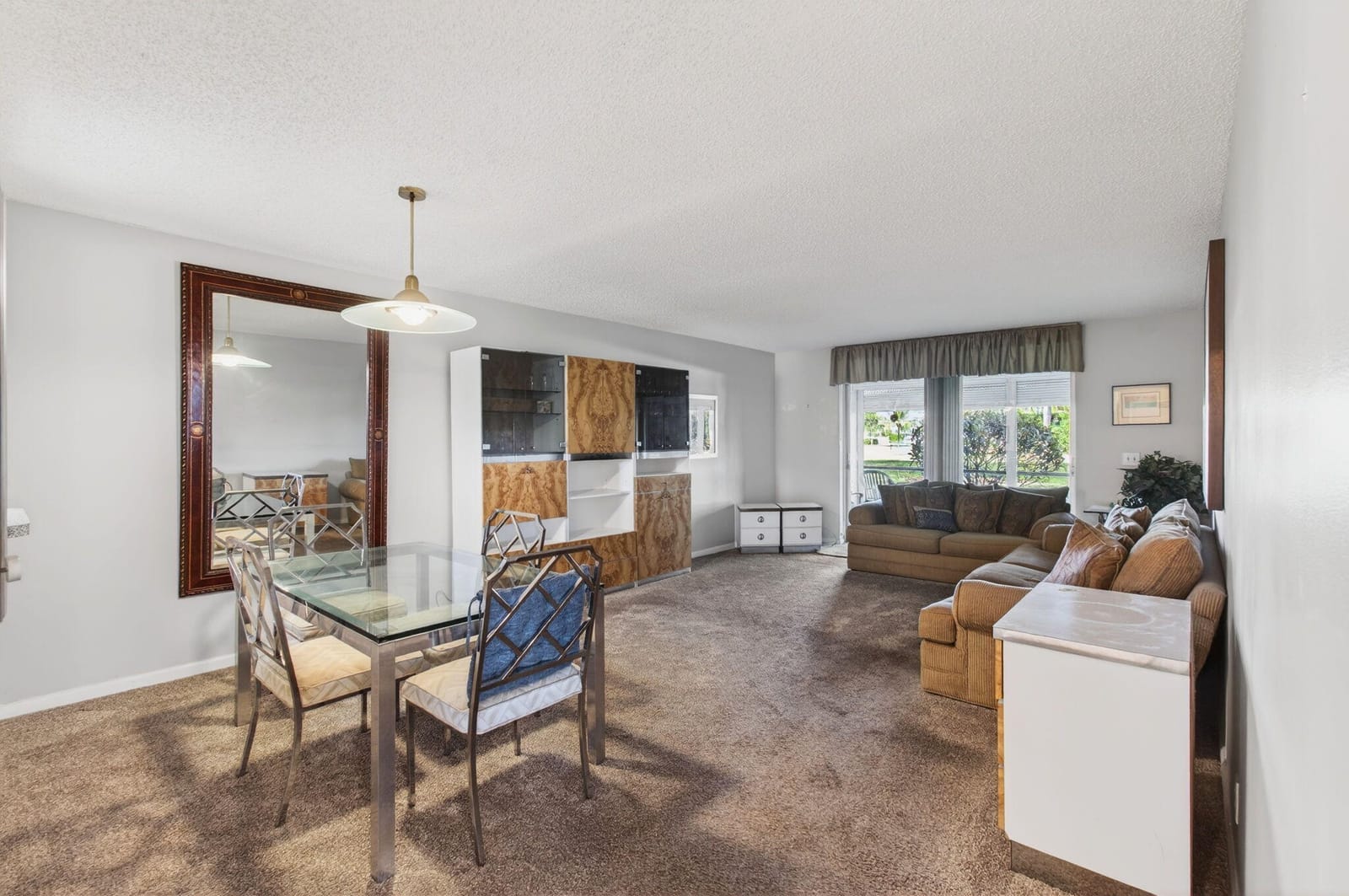 14701 Cumberland Drive 1080 — photo 4