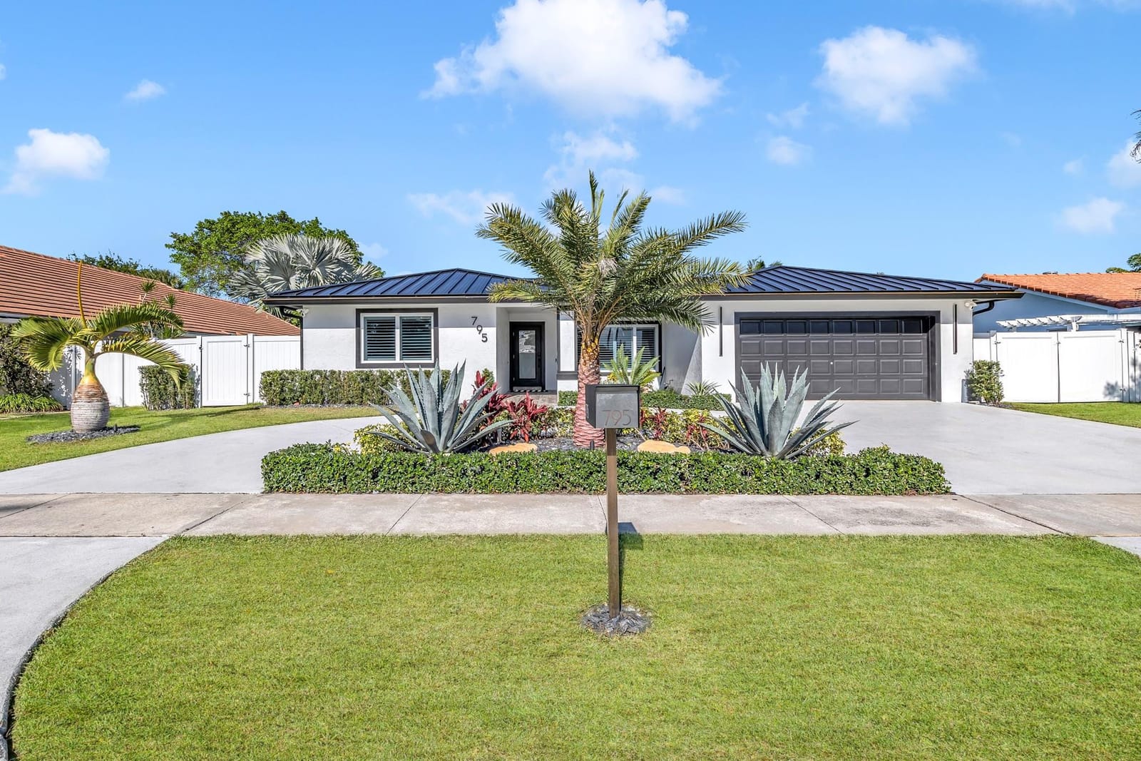 795 Camino Lakes Circle, Boca Raton, FL 33486 photo 2