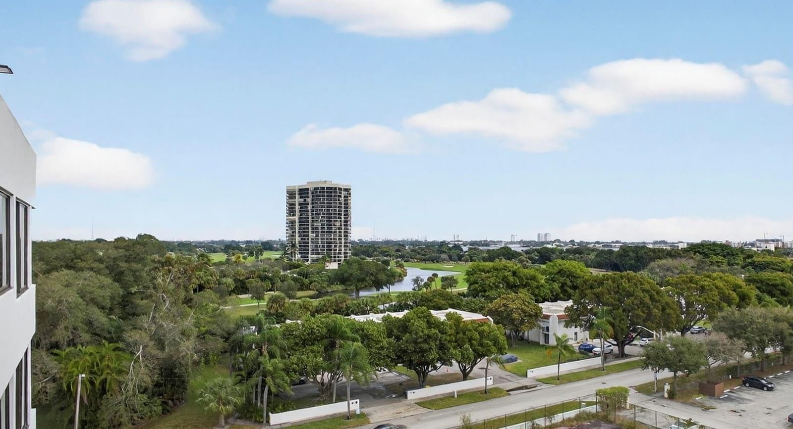 1500 Presidential Way 805 — photo 2