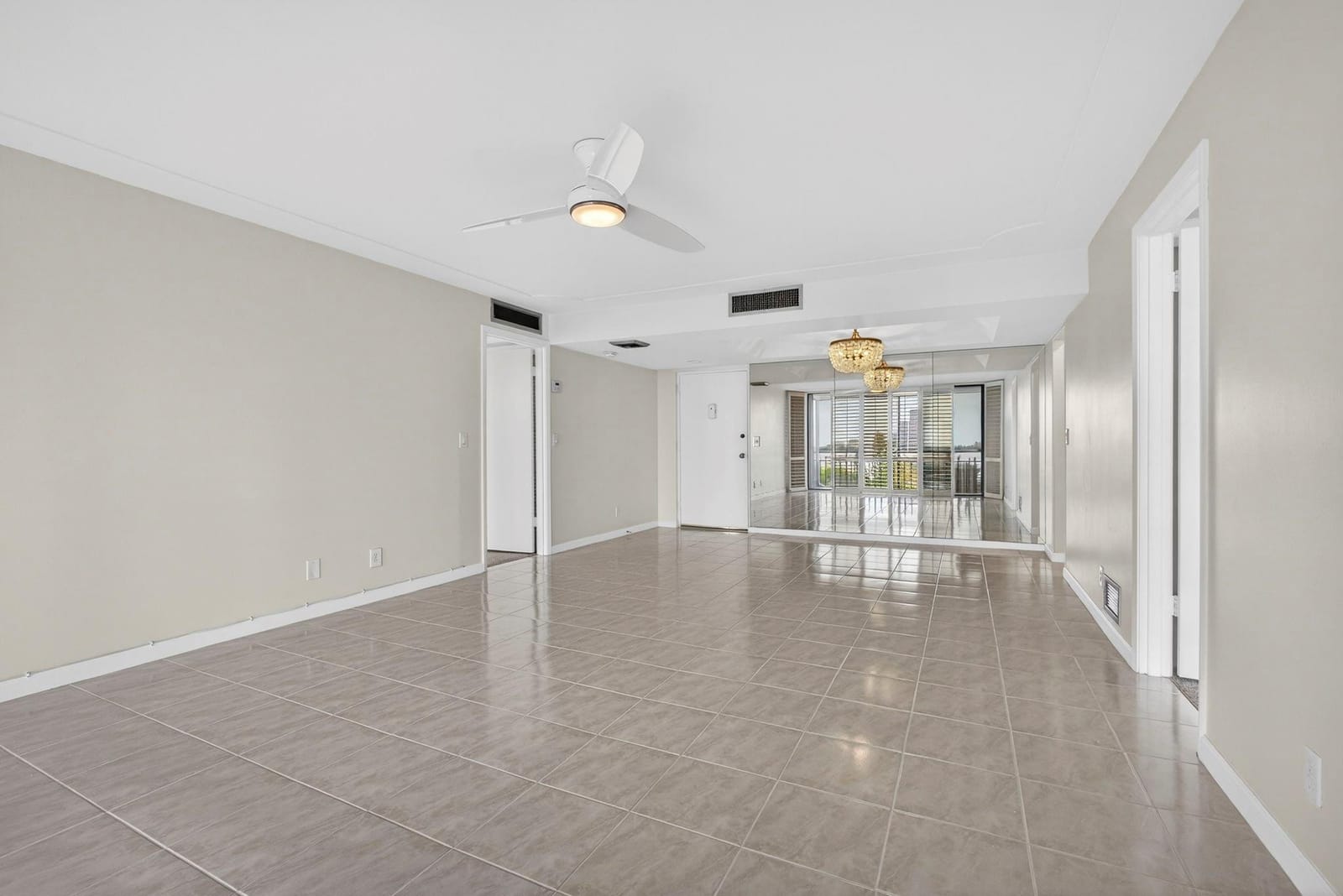 1500 Presidential Way 805 — photo 9