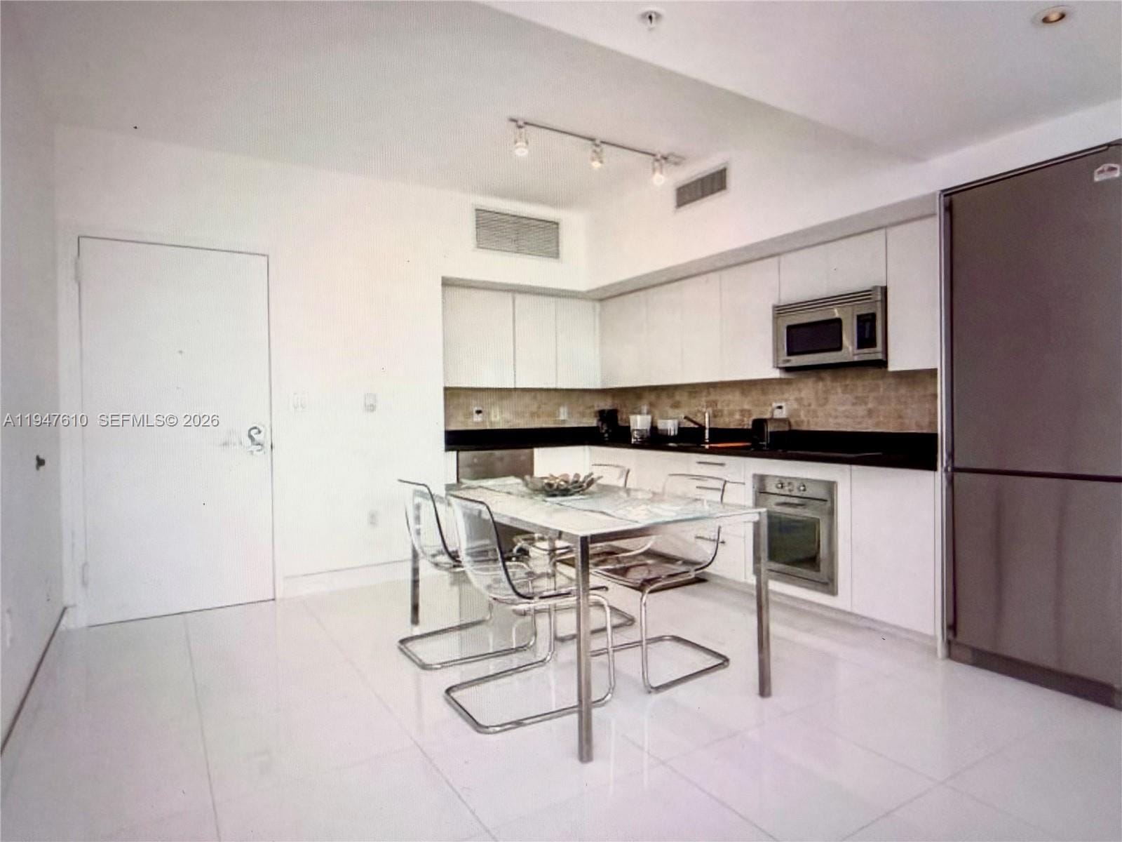 92 SW 3rd Street 4709, Miami, FL 33130 photo 14