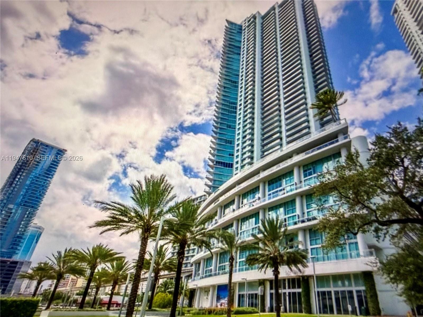 92 SW 3rd Street 4709, Miami, FL 33130 photo 17