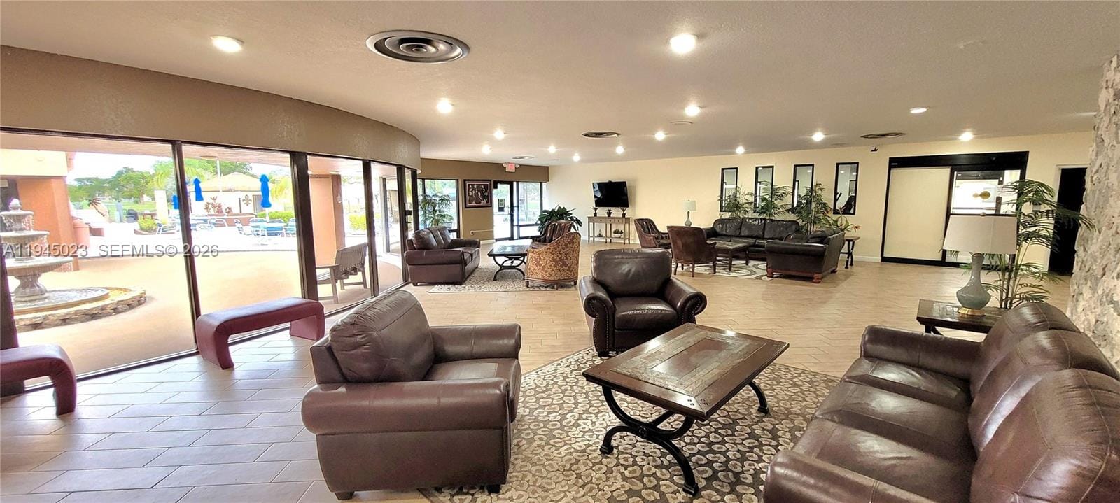 9861 Sunrise Lakes Boulevard 310, Sunrise, FL 33322 photo 17