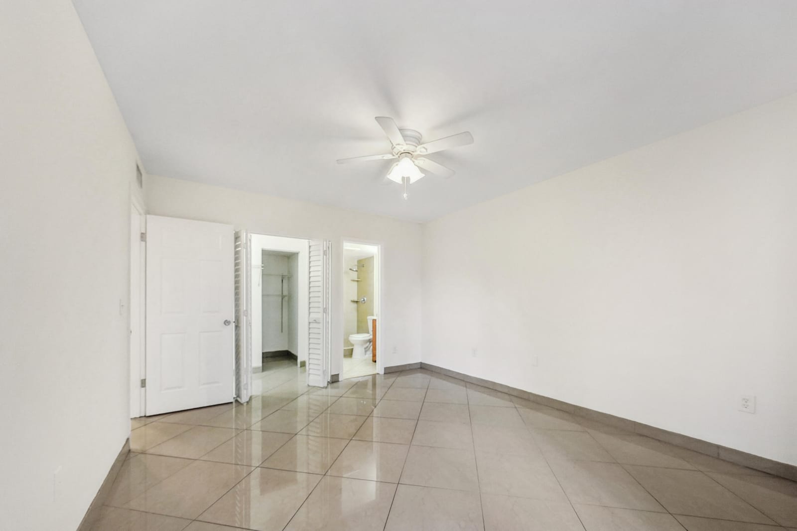 2878 Donnelly Drive 106, Lake Worth, FL 33462 photo 13
