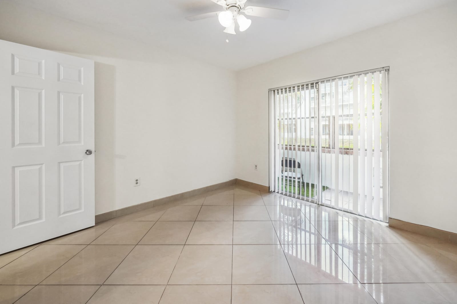 2878 Donnelly Drive 106 — photo 10