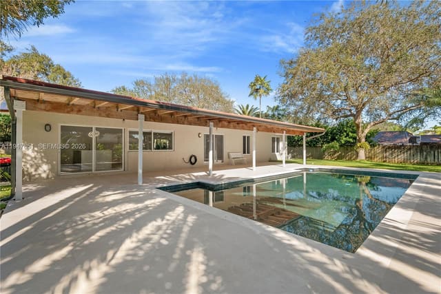 8420 SW 179th Street, sold in Pinewood Ests 3rd Addn, Palmetto Bay, FL