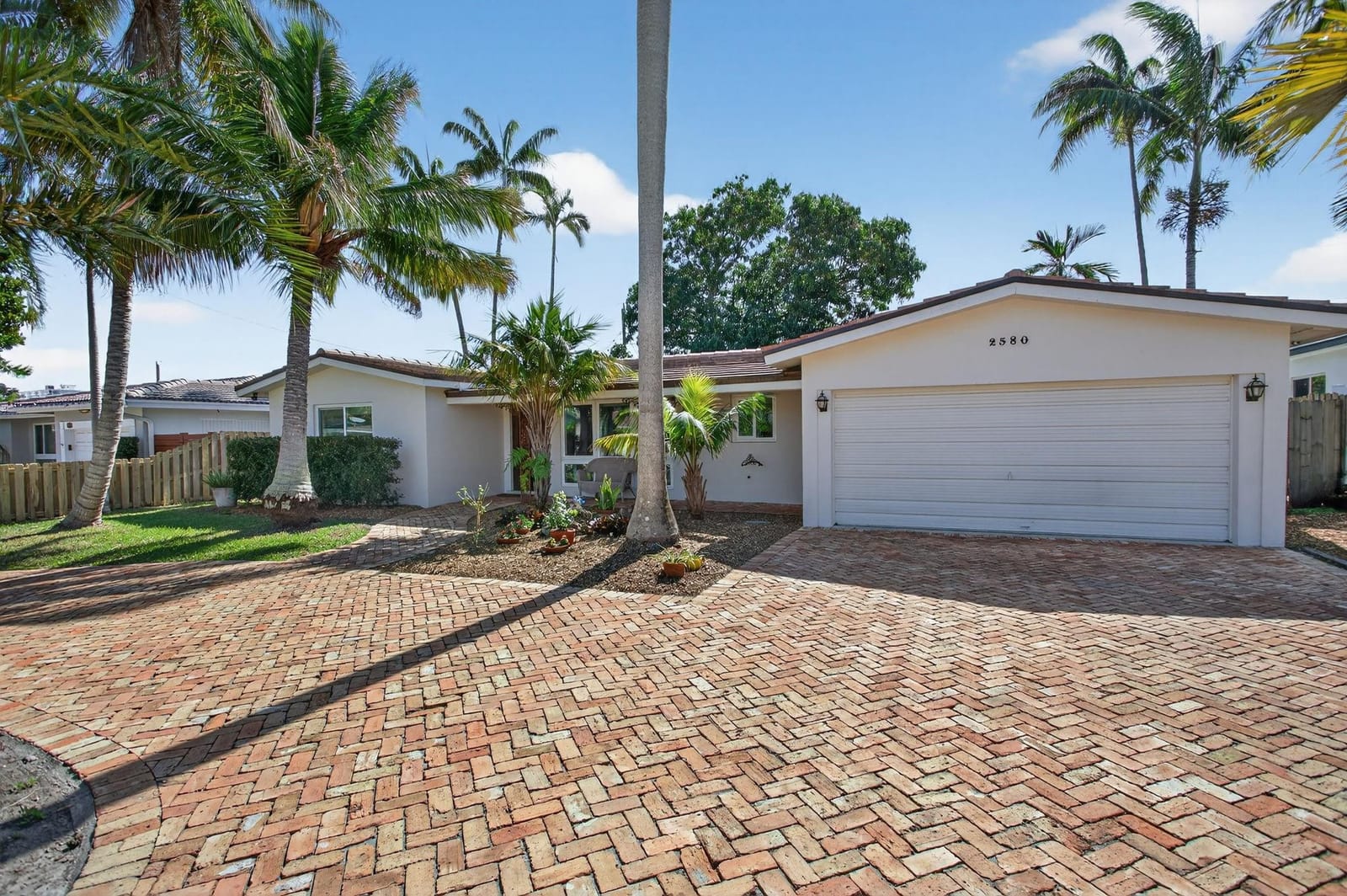 2580 SE 5th Court — photo 4