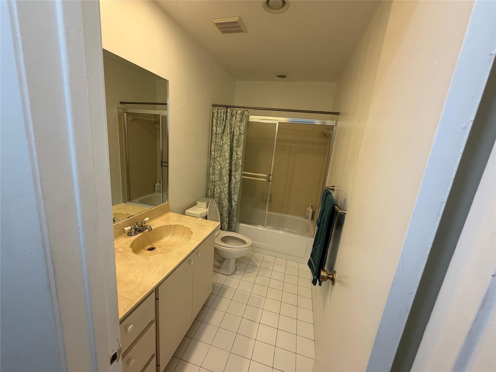 6711 S Parkway Drive 2-10, Margate, FL 33068 photo 15