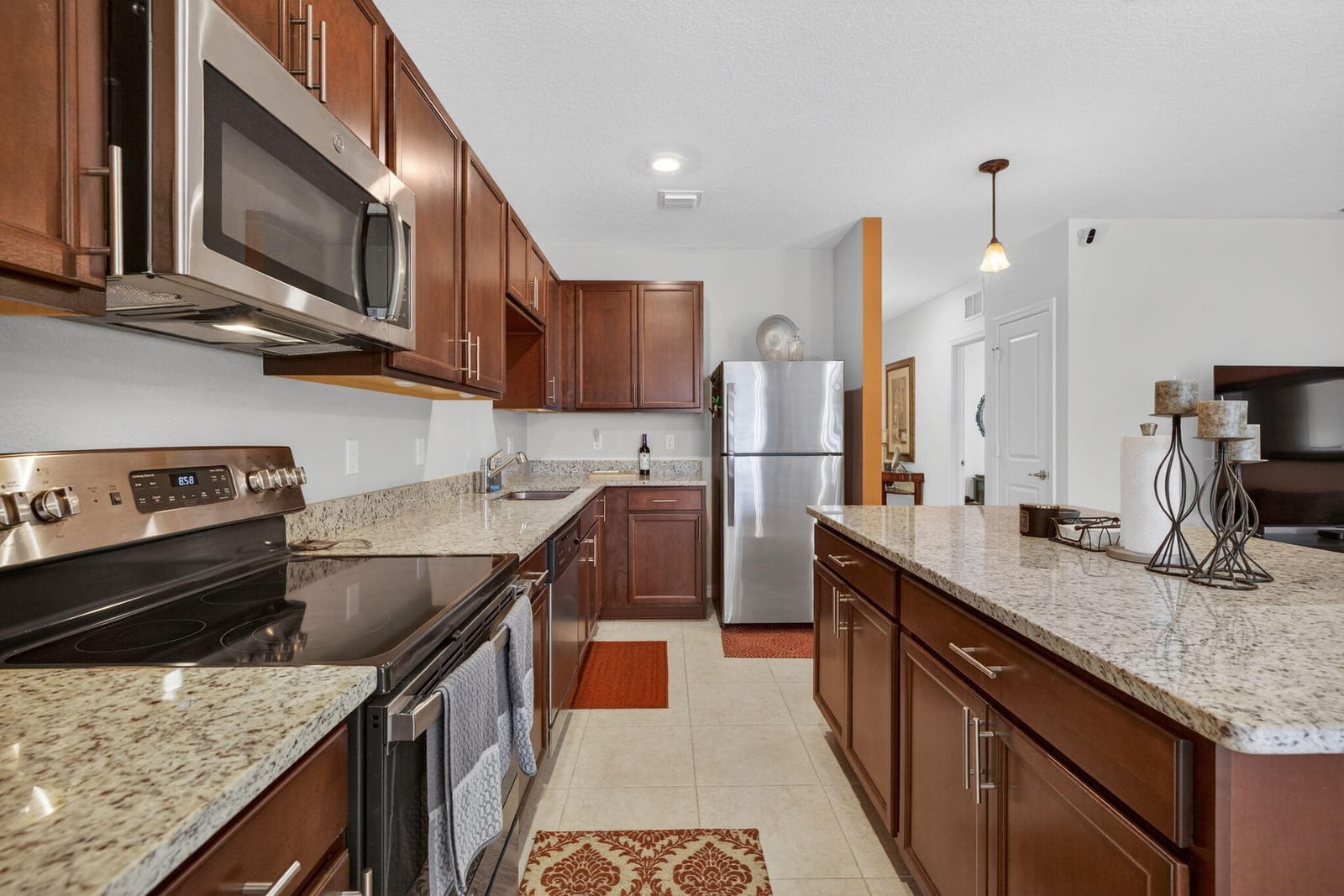 5221 Armina Place — photo 9