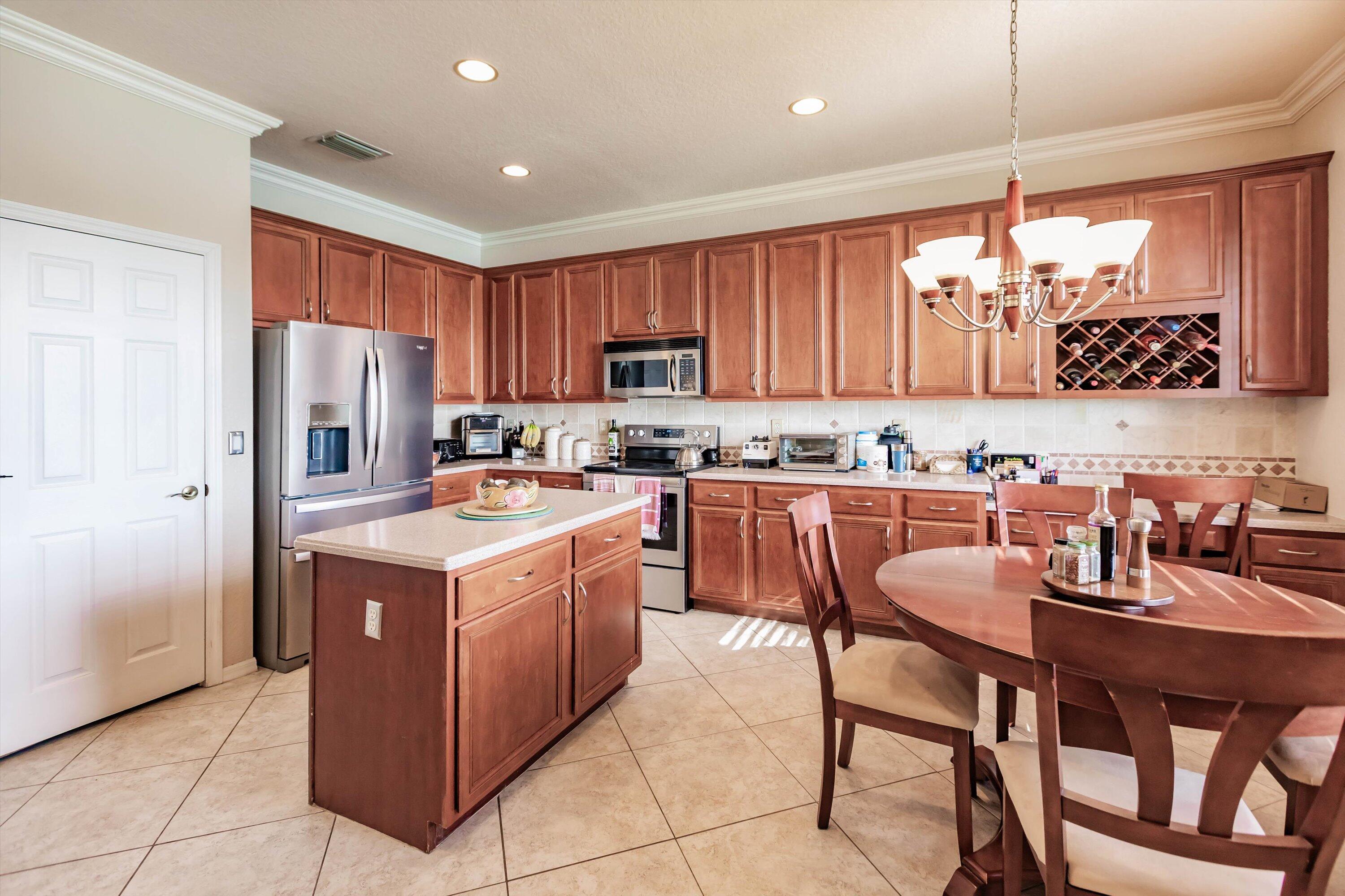 9452 Granite Ridge Lane — photo 4